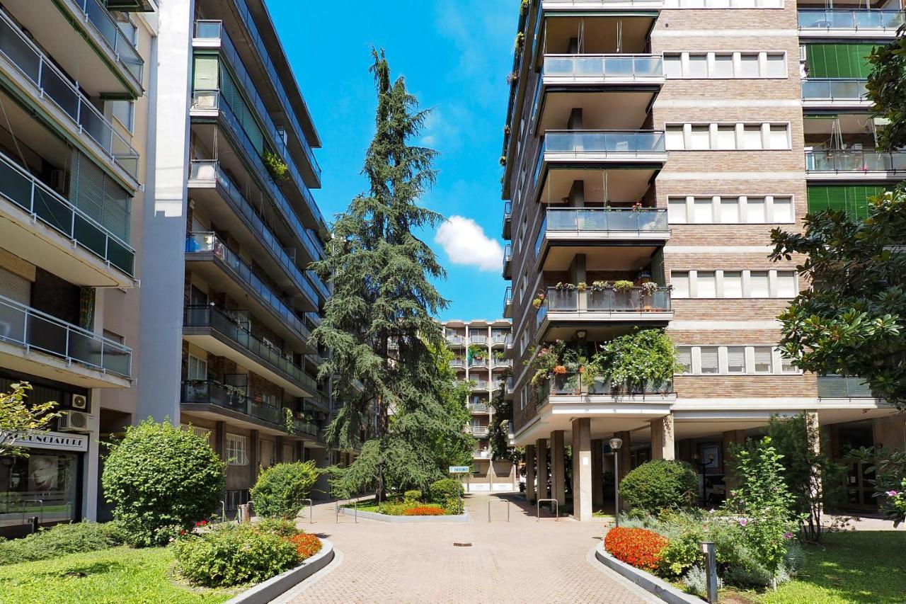 Apartamento Primopiano - Tolmezzo Milán Exterior foto